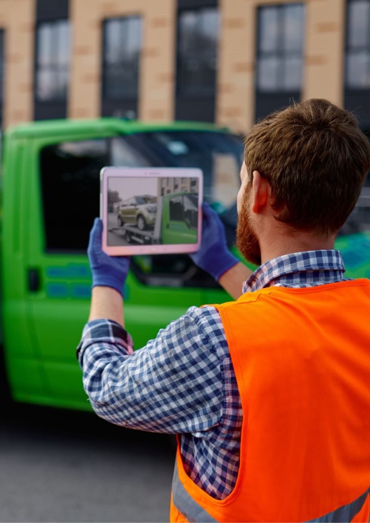 Towing professional documenting service